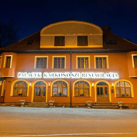 Palacyk Karkonosze Kolo Karpacza 3* Milkow (Lower Silesia)