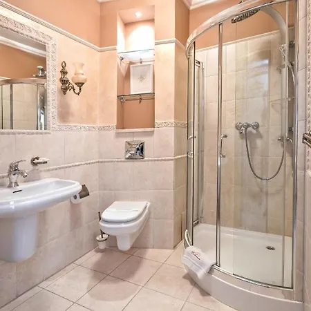 Palacyk Karkonosze Kolo Karpacza Bed & Breakfast