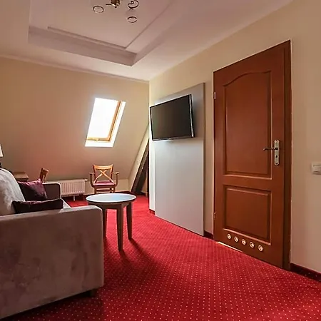 Palacyk Karkonosze Kolo Karpacza Couette-café 4*