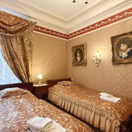 Palacyk Karkonosze Kolo Karpacza Bed and Breakfast
